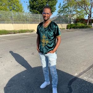 Meet your Posher, Henok